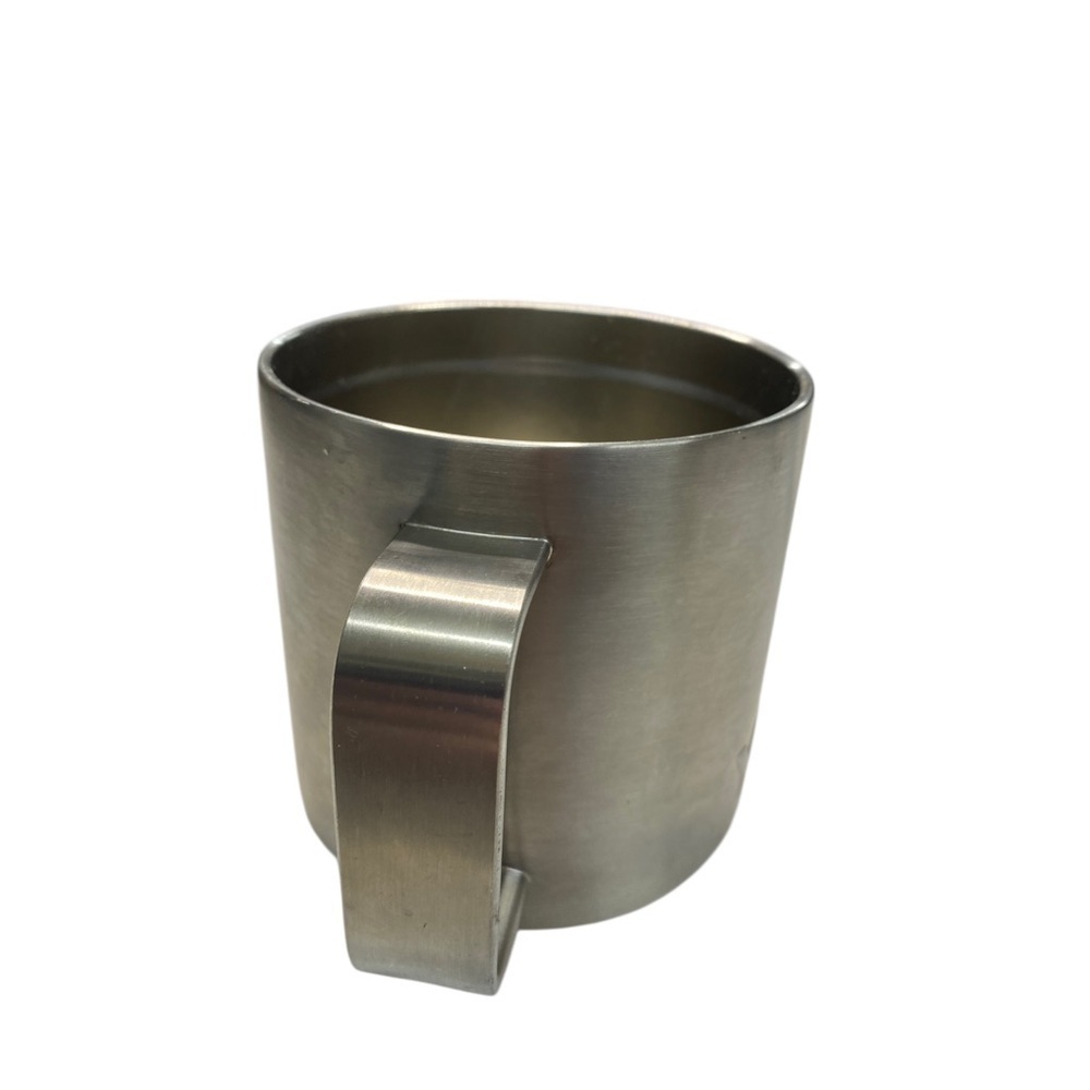 Yeti Silver Rambler Mug with Minimalist Design - Picture 4 of 8